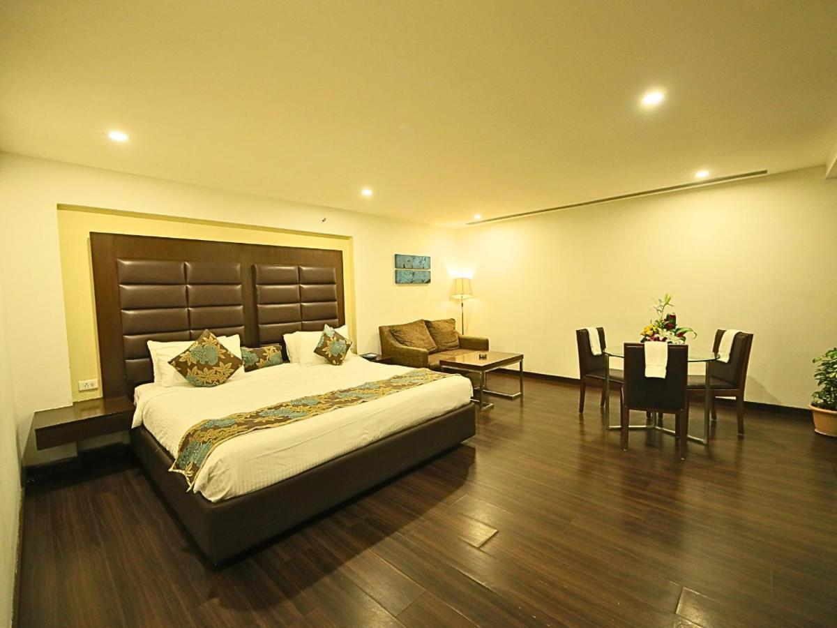 D R Utthama Nellore - Am Hotel Kollection エクステリア 写真